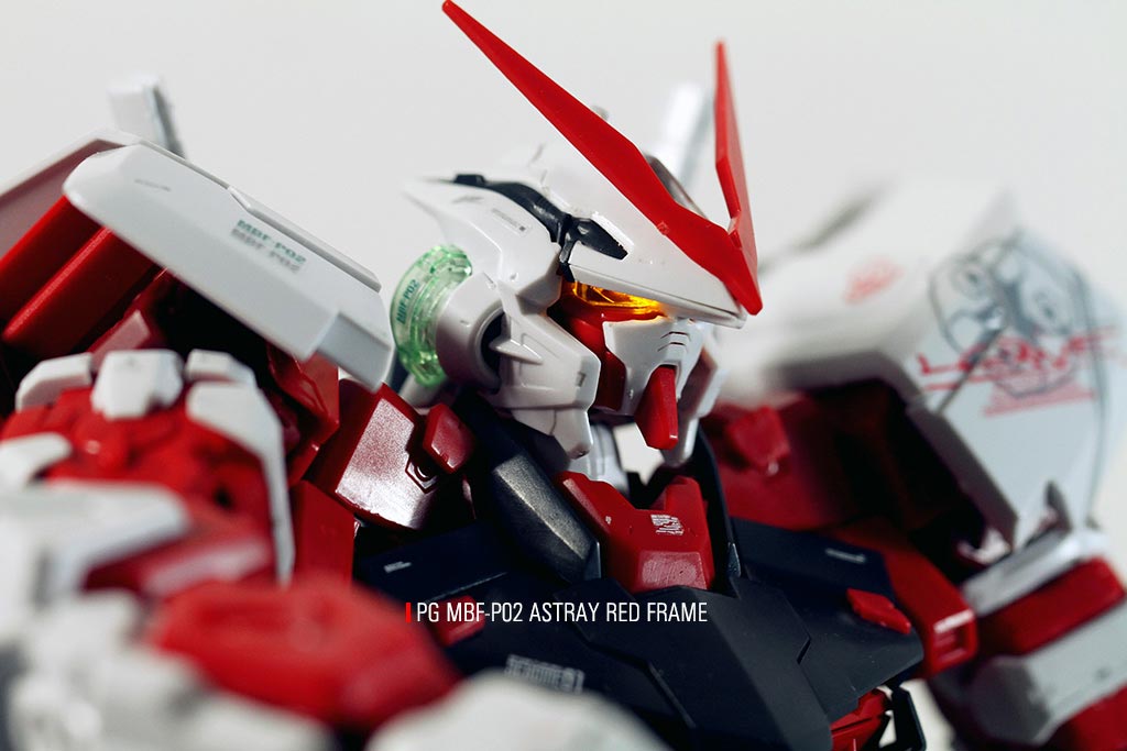 PG MBF-P02 Astray Red Frame 大班红异端